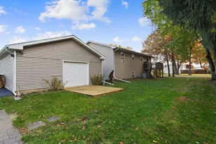 1198 Csokasy Ln, Hobart, IN 46342 - Photo 23