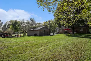 6233 Grand Blvd, Hobart, IN 46342 - Photo 19