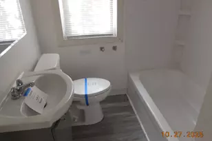 429 Ellsworth St, Gary, IN 46404 - Photo 7