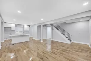 552 Harrison St, Gary, IN 46402 - Photo 3