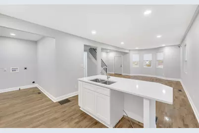 552 Harrison Street, Gary, IN 46402 - Photo 5