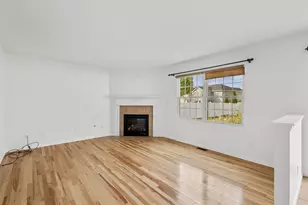 1741 E 106th Pl, Crown Point, IN 46307 - Photo 9