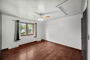 1938 Magnolia Ln, Munster, IN 46321 - Photo 15