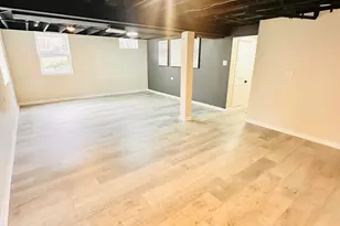 6741 Ash Pl, Gary, IN 46403 - Photo 11