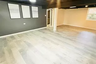 6741 Ash Pl, Gary, IN 46403 - Photo 13