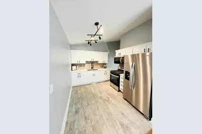 8120 Lakewood Avenue, Gary, IN 46403 - Photo 5