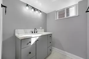 327 Buchanan St, Gary, IN 46402 - Photo 29