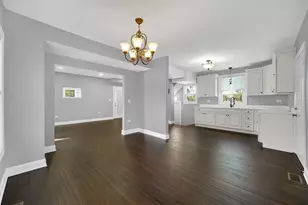 327 Buchanan St, Gary, IN 46402 - Photo 15