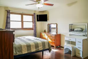 8435 Van Buren Ct, Munster, IN 46321 - Photo 7