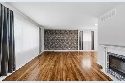 10710 Porter Street, Crown Point, IN 46307 - Photo 9