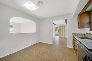 401 N Joliet St, Hobart, IN 46342 - Photo 9