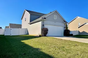 2332 Hickory Grove St, Chesterton, IN 46304 - Photo 19