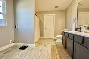 2332 Hickory Grove St, Chesterton, IN 46304 - Photo 9