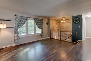 1226 Dogwood Dr, Chesterton, IN 46304 - Photo 9