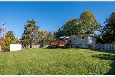 1226 Dogwood Drive, Chesterton, IN 46304 - Photo 5