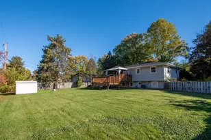 1226 Dogwood Dr, Chesterton, IN 46304 - Photo 5