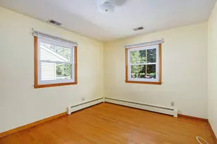 1207 Kenwood Ave, Valparaiso, IN 46385 - Photo 7