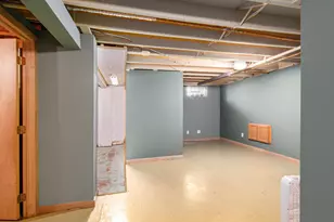 1207 Kenwood Ave, Valparaiso, IN 46385 - Photo 11