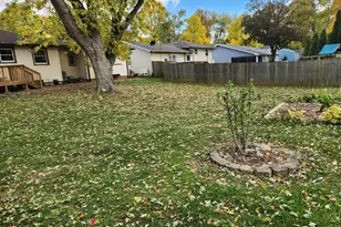 1207 Kenwood Ave, Valparaiso, IN 46385 - Photo 19