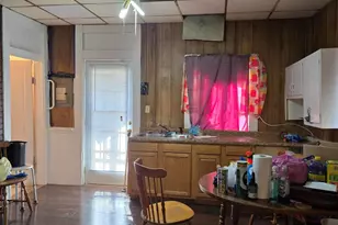 349 E Morris St, Indianapolis, IN 46225 - Photo 7