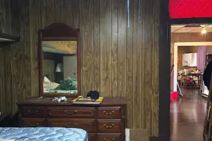 349 E Morris St, Indianapolis, IN 46225 - Photo 17