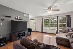 1156 Donegal Ln, Crown Point, IN 46307 - Photo 7