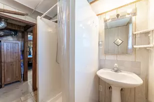 225 N Dwiggins St, Griffith, IN 46319 - Photo 33