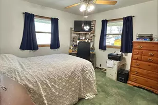 225 N Dwiggins St, Griffith, IN 46319 - Photo 17