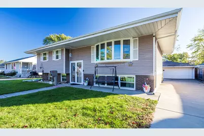 225 N Dwiggins Street, Griffith, IN 46319 - Photo 1