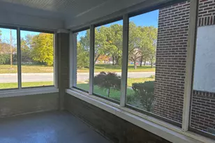 1825 W 7th Ave, Gary, IN 46404 - Photo 7