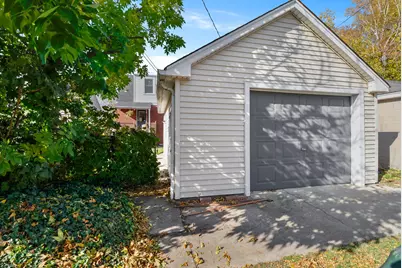 1709 Parkview Avenue, Whiting, IN 46394 - Photo 9