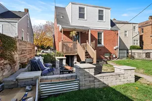 1709 Parkview Ave, Whiting, IN 46394 - Photo 7