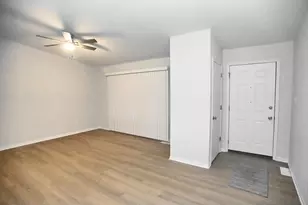 2242 Newton St, Lake Station, IN 46405 - Photo 7