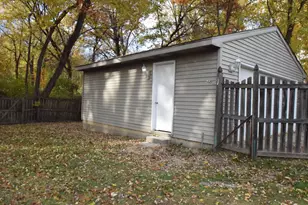 2242 Newton St, Lake Station, IN 46405 - Photo 17