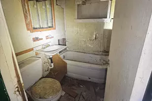 1384 Harrison St, Gary, IN 46407 - Photo 9