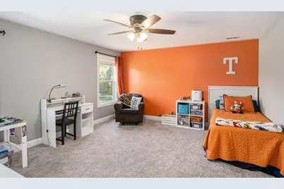 877 Farmview Drive, Valparaiso, IN 46383 - Photo 17