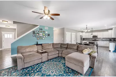 877 Farmview Drive, Valparaiso, IN 46383 - Photo 7