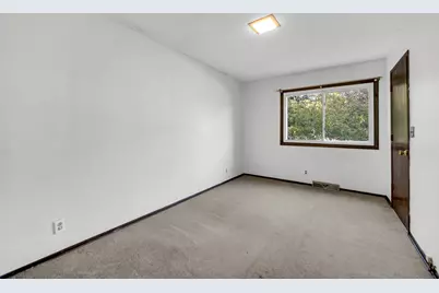 25 E Hoehn Street, Wheatfield, IN 46392 - Photo 17