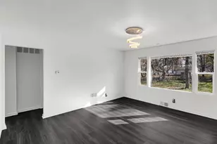 1711 W 57th Ave, Merrillville, IN 46410 - Photo 5