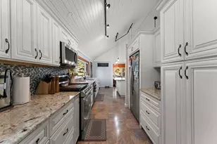 355 E 300 S, Valparaiso, IN 46383 - Photo 17