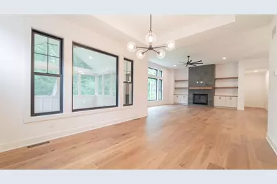 161 N Winterberry Drive, Valparaiso, IN 46385 - Photo 17