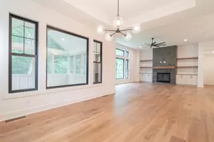 161 N Winterberry Dr, Valparaiso, IN 46385 - Photo 17