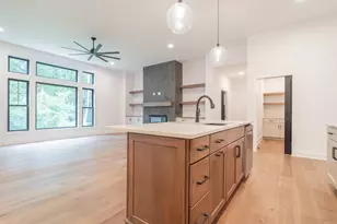 161 N Winterberry Dr, Valparaiso, IN 46385 - Photo 11