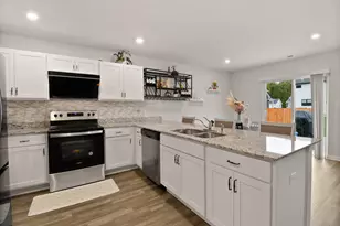 1008 Preserve Ln, Chesterton, IN 46304 - Photo 7