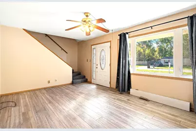 2790 E 1059 N, Demotte, IN 46310 - Photo 3