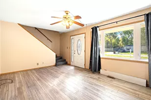 2790 E 1059 N, Demotte, IN 46310 - Photo 3