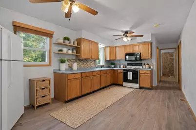 2790 E 1059 N, Demotte, IN 46310 - Photo 5