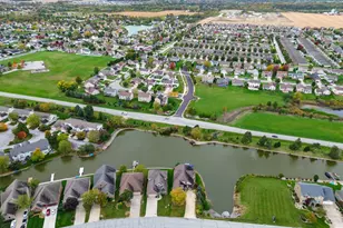 10380 Doubletree Dr S, Crown Point, IN 46307 - Photo 77