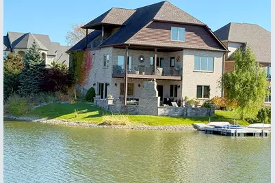 10380 Doubletree Drive S, Crown Point, IN 46307 - Photo 3