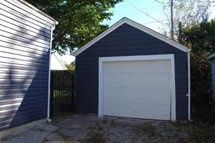 1208 Campbell St, Valparaiso, IN 46385 - Photo 23